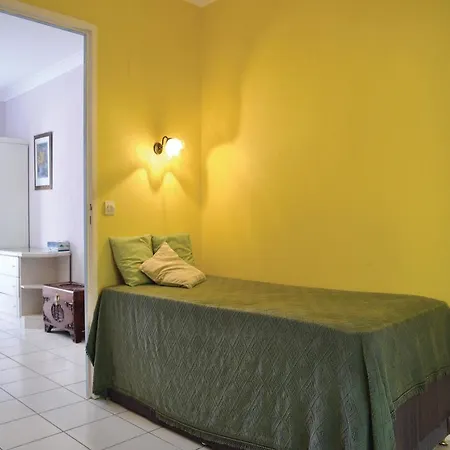 Dom wakacyjny Five Bedroom Holiday In Mezzavia *
