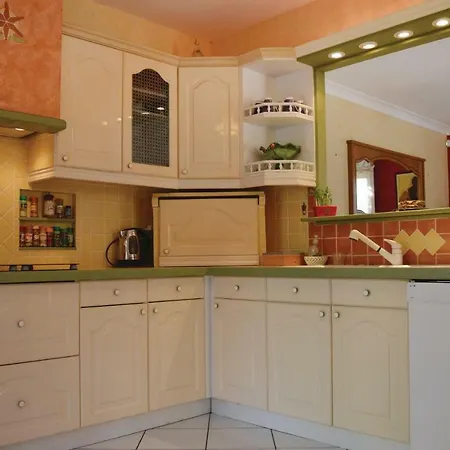 Five Bedroom Holiday In Mezzavia * Coggia